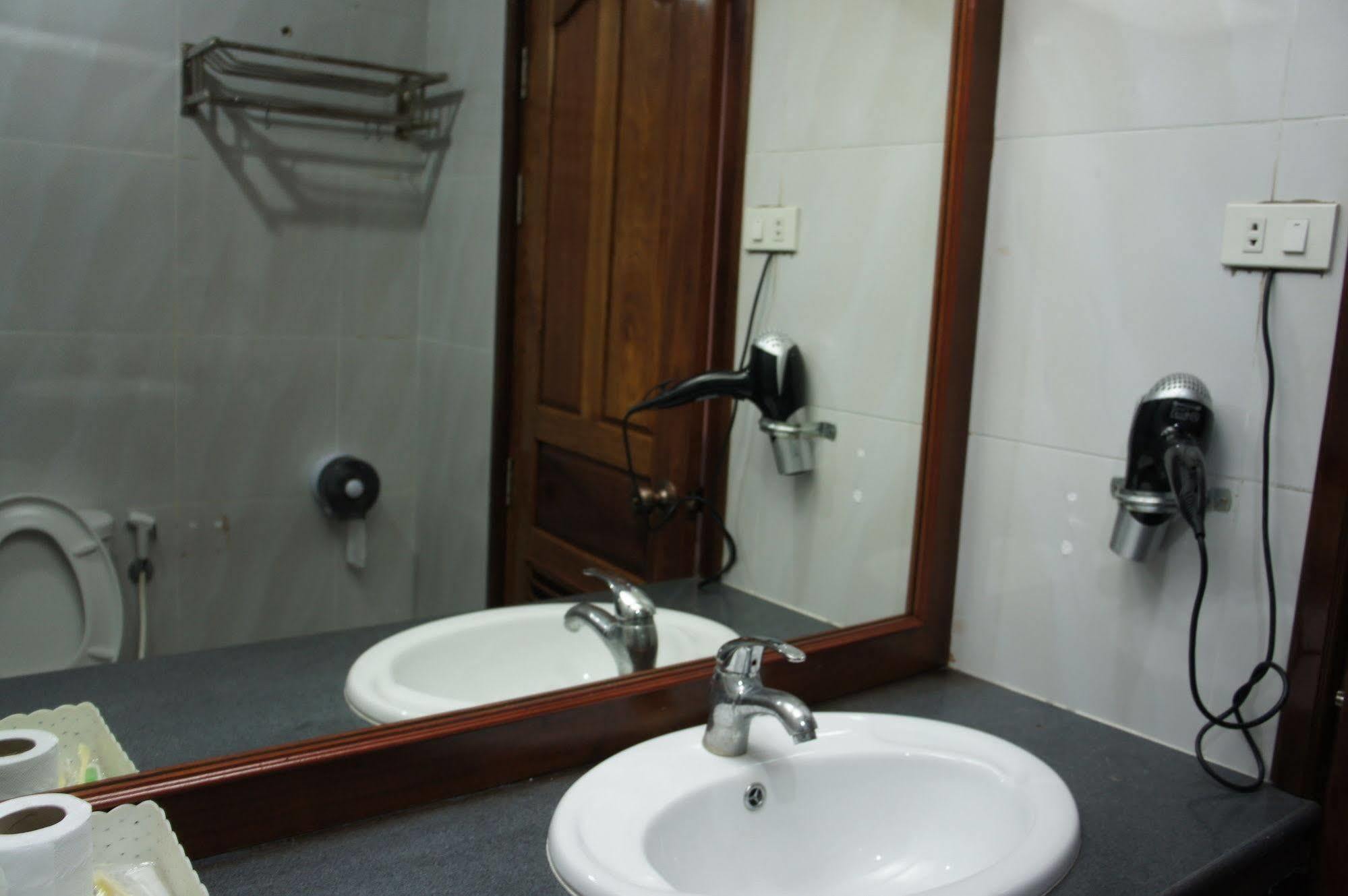 Vientiane Golden Sun Hotel Dış mekan fotoğraf